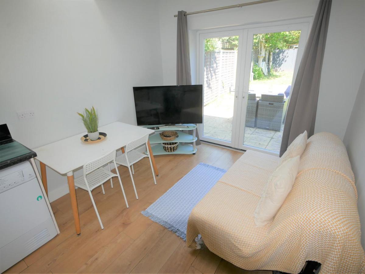 Turay Court Holiday Apartments 伯恩茅斯 外观 照片