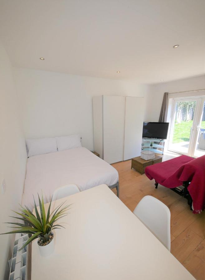 Turay Court Holiday Apartments 伯恩茅斯 外观 照片