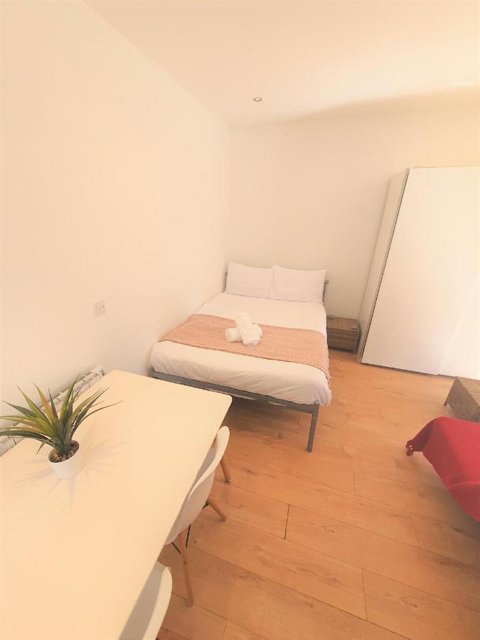Turay Court Holiday Apartments 伯恩茅斯 外观 照片
