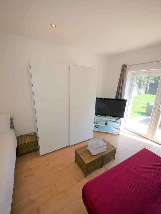 Turay Court Holiday Apartments 伯恩茅斯 外观 照片