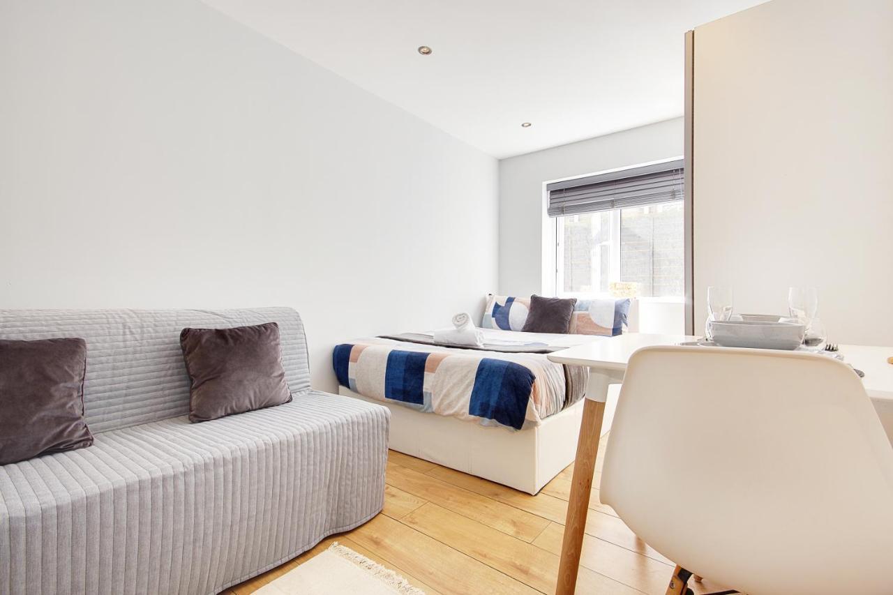 Turay Court Holiday Apartments 伯恩茅斯 外观 照片