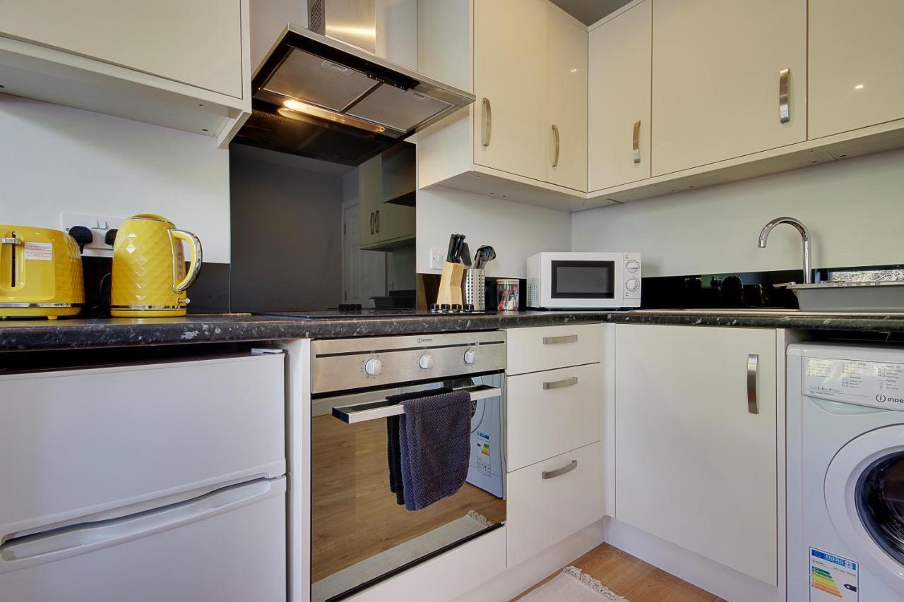 Turay Court Holiday Apartments 伯恩茅斯 外观 照片