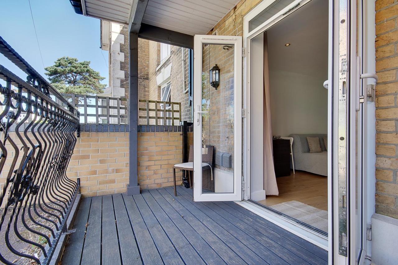 Turay Court Holiday Apartments 伯恩茅斯 外观 照片