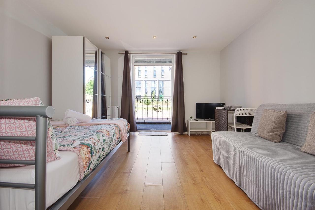 Turay Court Holiday Apartments 伯恩茅斯 外观 照片