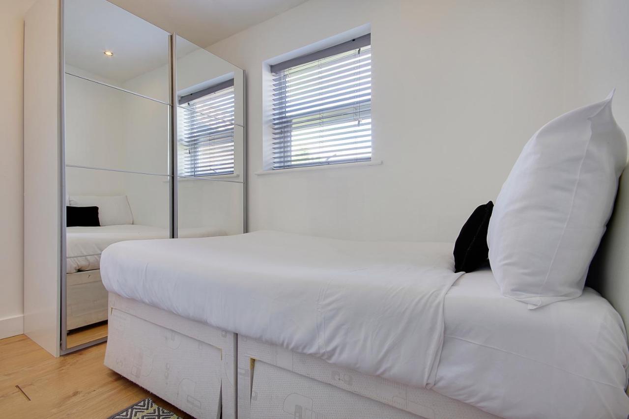 Turay Court Holiday Apartments 伯恩茅斯 外观 照片