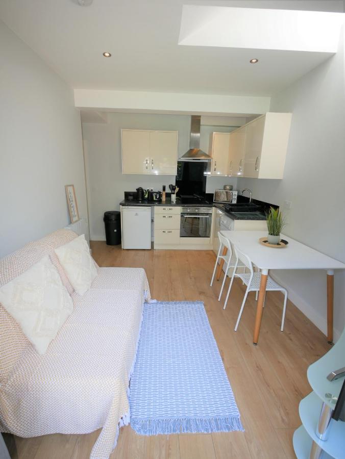 Turay Court Holiday Apartments 伯恩茅斯 外观 照片